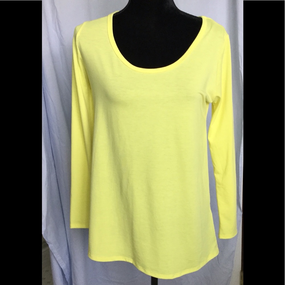 Lularoe Lynne Shirt S